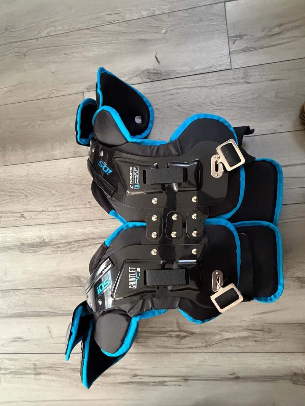 Champro Gauntlet 2 Football Shoulder Pads Black Blue XL